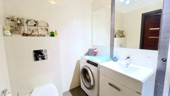 Warszawa ,  Sieczna   14