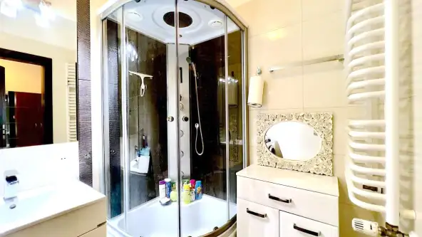 Warszawa ,  Sieczna   15