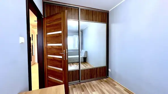 Warszawa ,  Sieczna   8