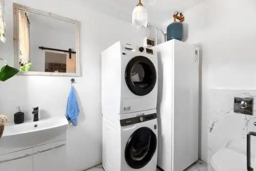 Dominowo ,  Jesionowa   7