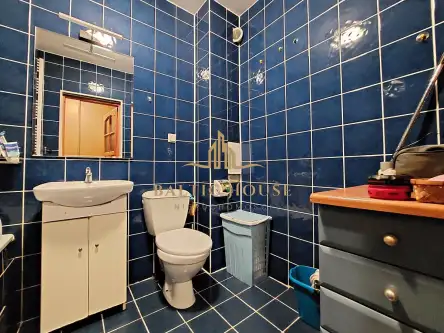 Gdynia ,  Perłowa   8