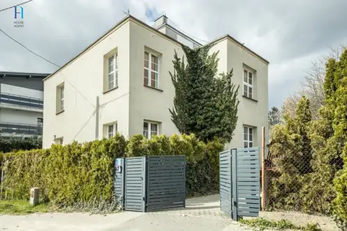 Łódź ,  Dr. Władysława Biegańskiego   19