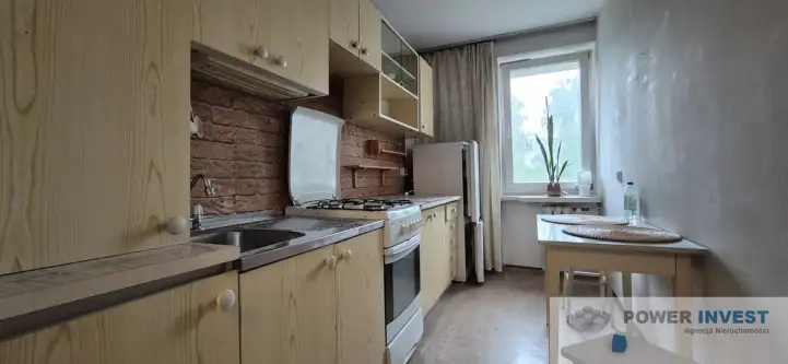 Kraków ,  Komandosów   7