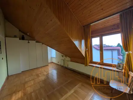 Warszawa ,  Zygmunta Pawlaczyka   18