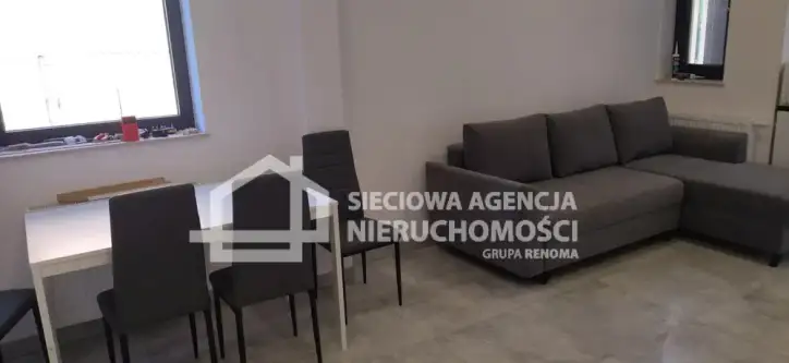 Chwaszczyno ,  Gdyńska   3