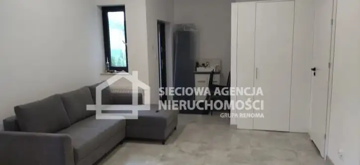 Chwaszczyno ,  Gdyńska   5