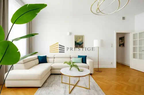 Warszawa ,  Wiejska   4