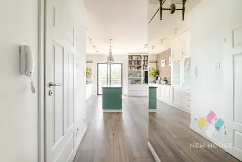 Olsztyn ,  Armii Krajowej   18