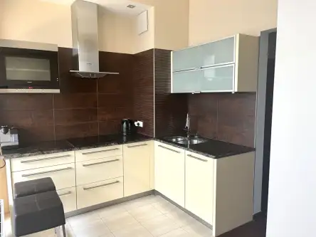 Warszawa ,  Biały Kamień   8