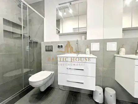 Gdynia ,  Żwirki i Wigury   4