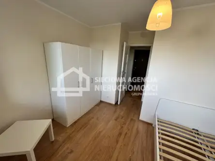 Gdynia ,  Bohaterów Starówki Warszawskiej   9