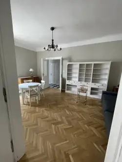 Warszawa ,  Poznańska   4