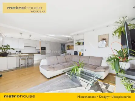 Warszawa ,  al. Jana Pawła II   9