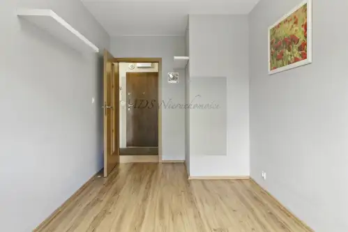 Warszawa ,  Skarbka z Gór   10