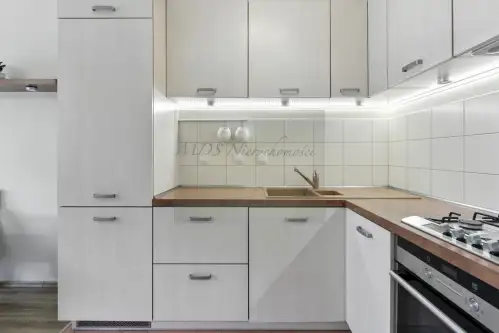 Warszawa ,  Skarbka z Gór   2