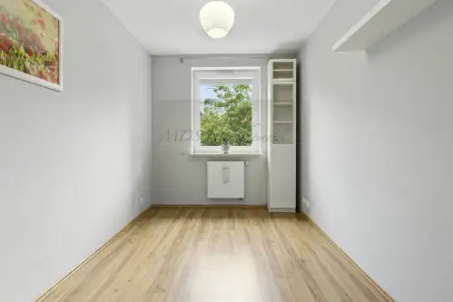 Warszawa ,  Skarbka z Gór   4