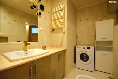 Lublin ,  Bursztynowa   7