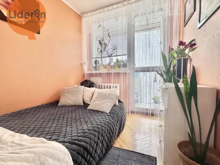 Łódź ,  Narciarska   7