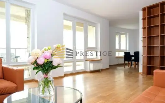 Warszawa ,  Jana Pawła Woronicza   4