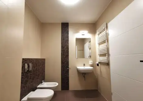 Warszawa ,  Aleja Gen. Władysława Sikorskiego   11