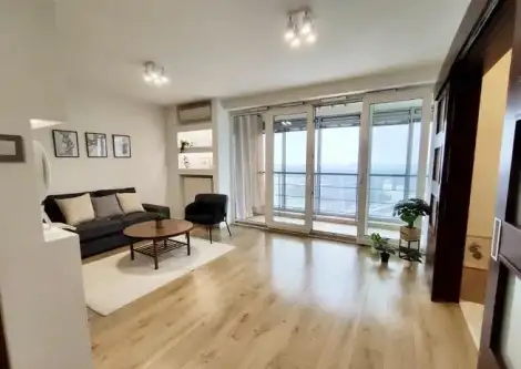 Warszawa ,  Aleja Jana Pawła Ii   2