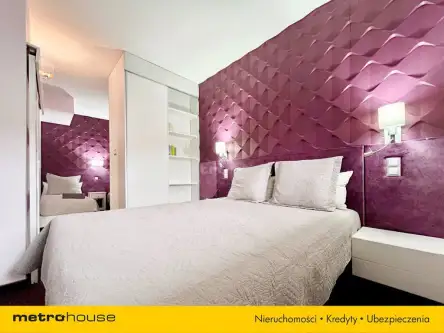 Kołobrzeg ,  Portowa   4