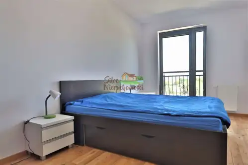 Głogów ,  Długa   8