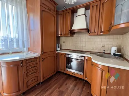 Olsztyn ,  Złota   9