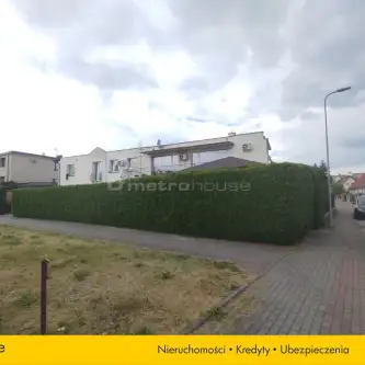 Ustka ,  Pułaskiego   8