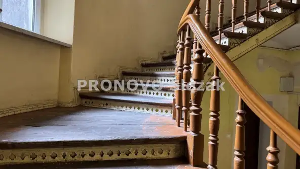 Wrocław ,  Oleśnicka   9