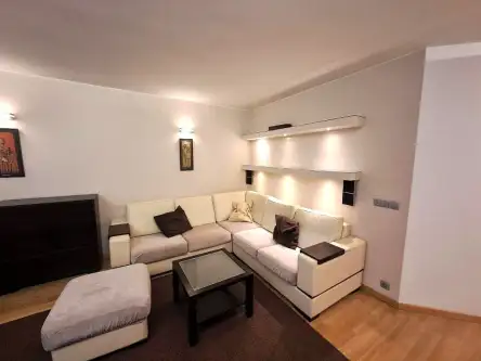 Warszawa ,  Melomanów   4