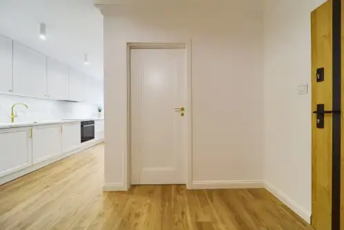 Głogów ,  Kosmonautów Polskich   18