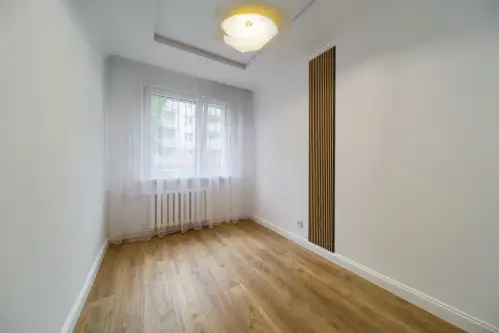 Głogów ,  Kosmonautów Polskich   9