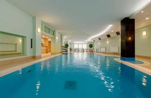 Warszawa ,  Aleja Jana Chrystiana Szucha   15