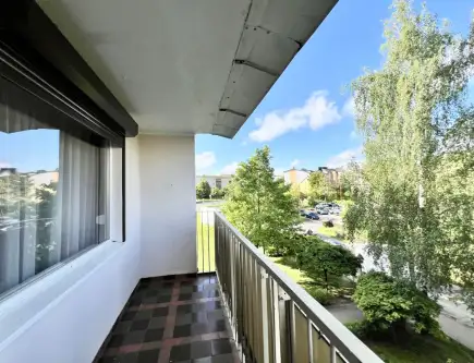 Głogów ,  Herbowa   11