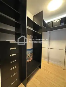 Gdynia ,  A. Hryniewickiego   10