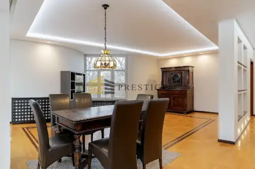 Warszawa ,  Gwiaździsta   4