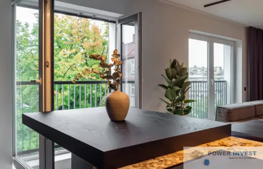 Leszno ,  Skarbowa   11