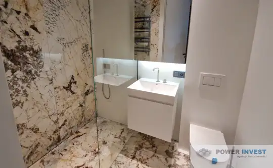 Leszno ,  Skarbowa   15