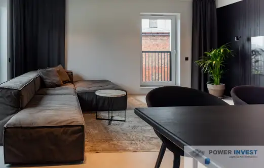 Leszno ,  Skarbowa   6