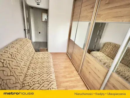 Kąty wrocławskie ,  Fabryczna   12