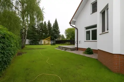 Warszawa ,  Królowej Marysieńki   13