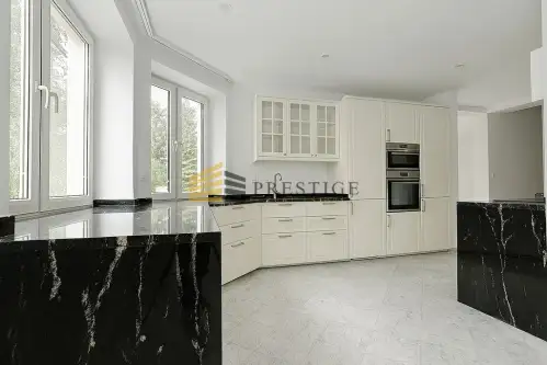 Warszawa ,  Królowej Marysieńki   2