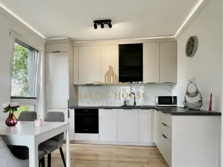 Rumia ,  Błoń Janowskich   4