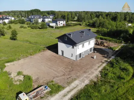 Malcanów ,  Akacjowa   3