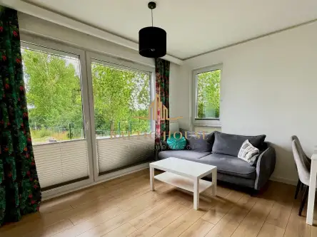 Rumia ,  Błoń Janowskich   7