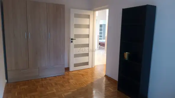 Warszawa ,  Perkuna   7