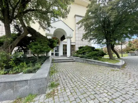 Ostrowiec świętokrzyski ,  Rynek   12