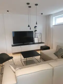 Warszawa ,  Wielicka   4