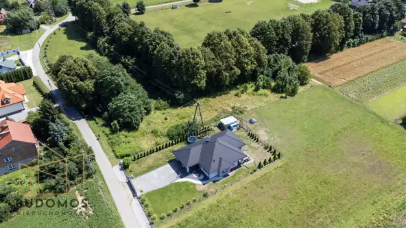 Biskupice radłowskie   8